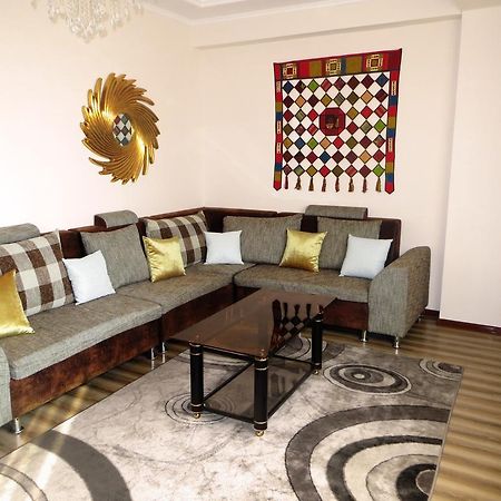 Apartment Kievskaya 114/2 Bisjkek Buitenkant foto